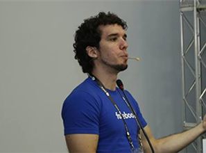 Facebook News Feed: iOS em altíssima escala